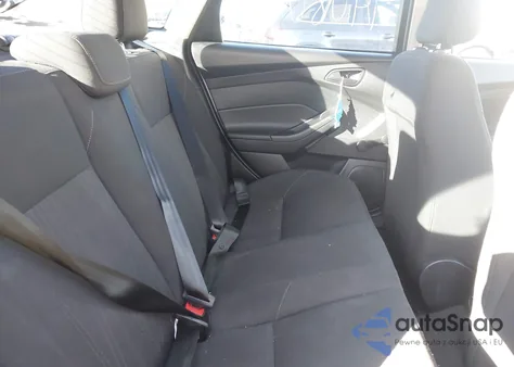 2017 Ford Focus S из США, поврежденный, VIN 1FADP3E25HL311237